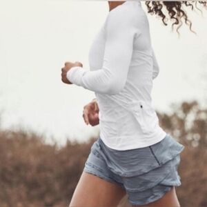 Athleta Swagger blue print ruffle tennis skort